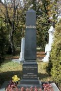 Mikszáth Kálmán síremléke (fotó: Legeza Dénes István)