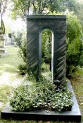 Mándy Iván síremléke (fotó: Legeza Dénes István)